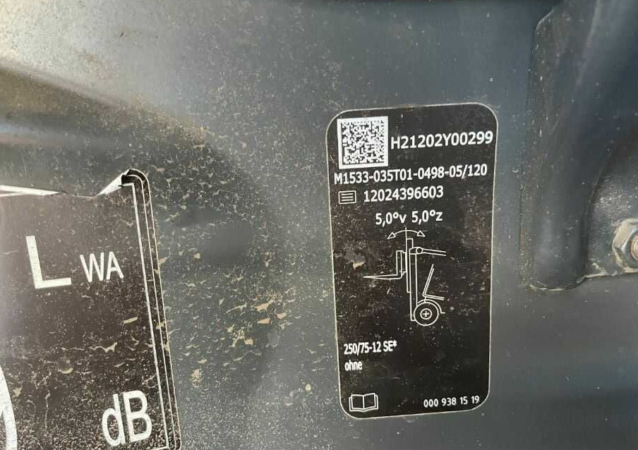 Linde SL15179SP - Gázüzemű targonca: 5 kép. Linde SL15179SP - Gázüzemű targonca: 5 kép.