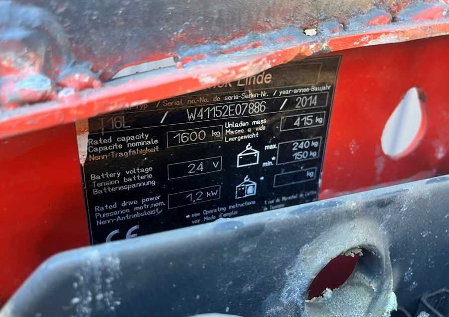 Linde T16L - Kézi raklapemelő: 5 kép. Linde T16L - Kézi raklapemelő: 5 kép.
