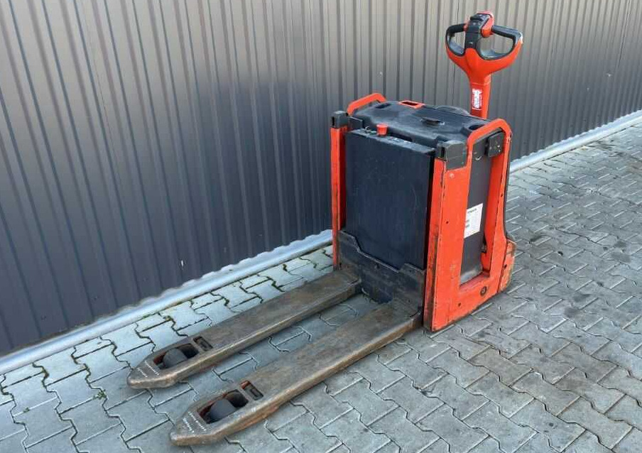 Linde T16L - Kézi raklapemelő: 1 kép. Linde T16L - Kézi raklapemelő: 1 kép.