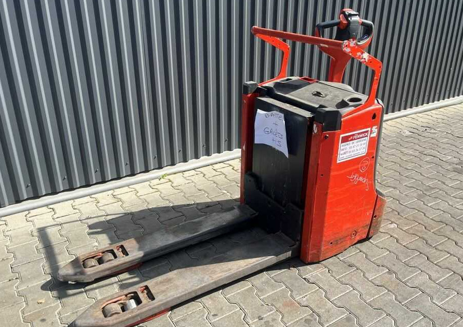 Linde T16L - Kézi raklapemelő: 1 kép. Linde T16L - Kézi raklapemelő: 1 kép.