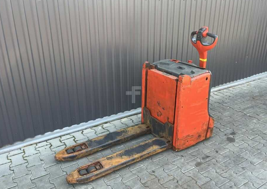 Linde T16L - Kézi raklapemelő: 1 kép. Linde T16L - Kézi raklapemelő: 1 kép.
