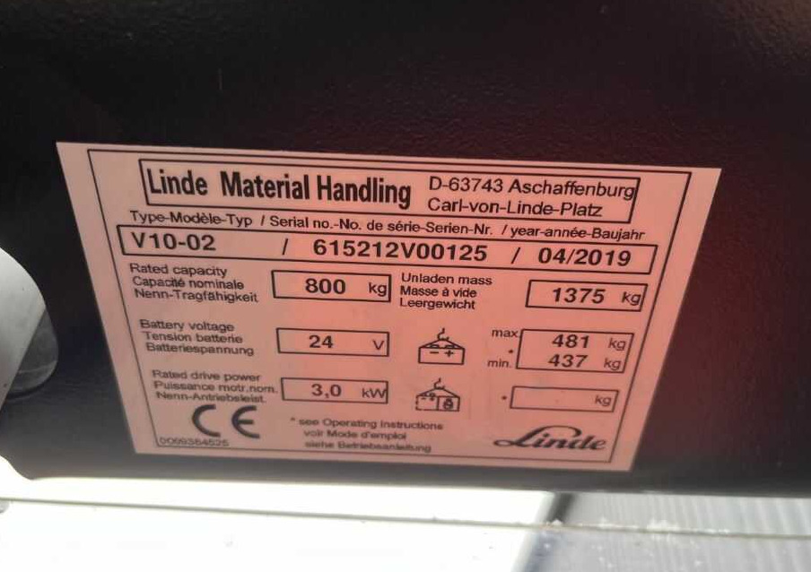 Linde V10-02 - Komissiózó targoncá: 4 kép. Linde V10-02 - Komissiózó targoncá: 4 kép.