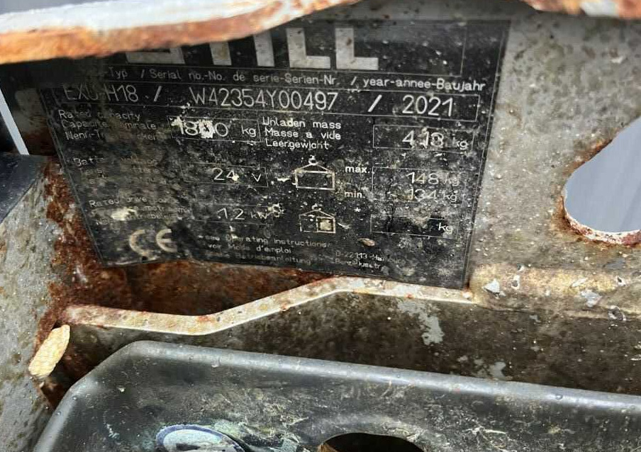 Still EXU-H18 - Kézi raklapemelő: 2 kép. Still EXU-H18 - Kézi raklapemelő: 2 kép.