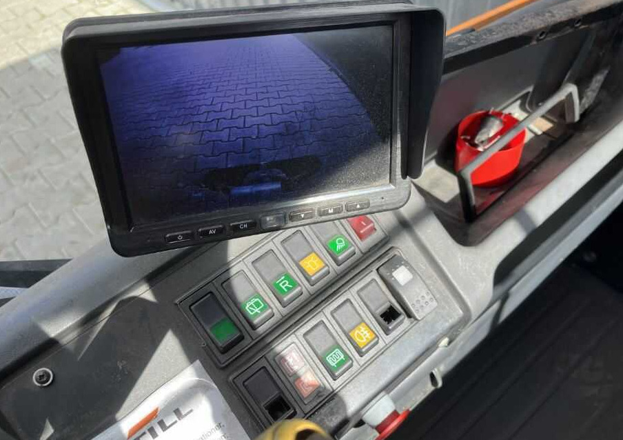 Still R07-25 - Elektromos vontató: 5 kép. Still R07-25 - Elektromos vontató: 5 kép.