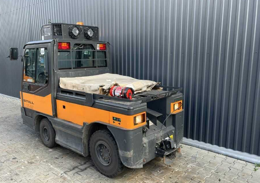 Still R07-25 - Elektromos vontató: 3 kép. Still R07-25 - Elektromos vontató: 3 kép.