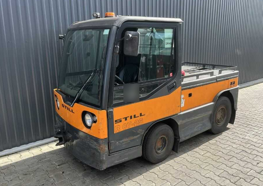 Still R07-25 - Elektromos vontató: 1 kép. Still R07-25 - Elektromos vontató: 1 kép.