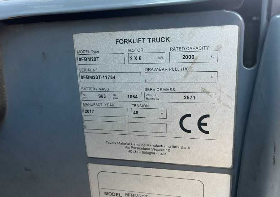 Toyota 8FBM20T - Elektromos targonca: 4 kép. Toyota 8FBM20T - Elektromos targonca: 4 kép.