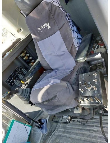 Atlas-Copco Roc F6 - Fúrógép: 3 kép. Atlas-Copco Roc F6 - Fúrógép: 3 kép.