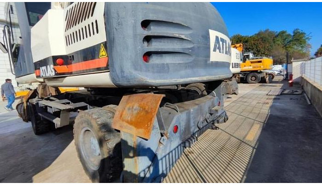 Atlas TW270 - Hulladék kotró: 3 kép. Atlas TW270 - Hulladék kotró: 3 kép.