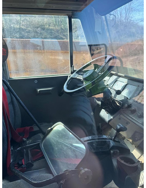 Caterpillar 769D - Fülke és belső tér - Alkatrész: 2 kép. Caterpillar 769D - Fülke és belső tér - Alkatrész: 2 kép.