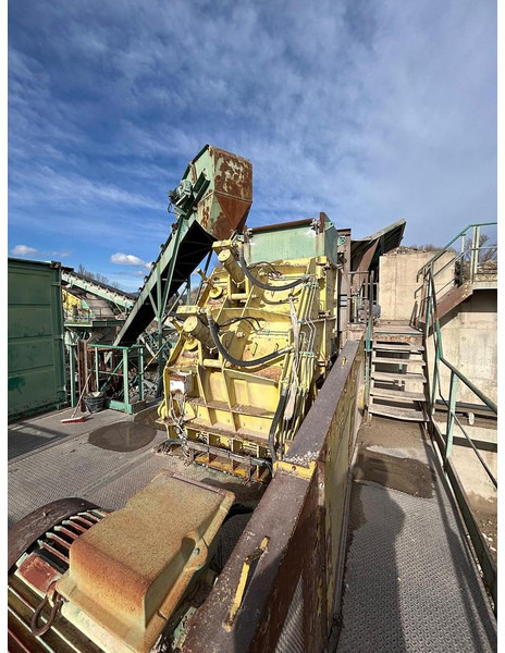 Hazemag AP PH 1214 - Törőgép: 3 kép. Hazemag AP PH 1214 - Törőgép: 3 kép.