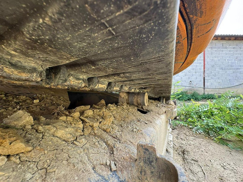 Kobelco SK75 - Minikotró: 2 kép. Kobelco SK75 - Minikotró: 2 kép.