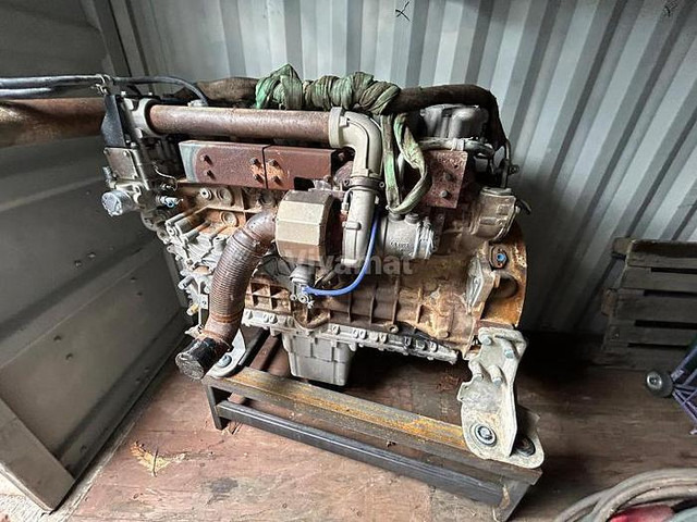 Liebherr D936L A6 -R954CHD Li - Motor: 3 kép. Liebherr D936L A6 -R954CHD Li - Motor: 3 kép.