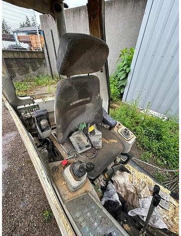 Liebherr Siège - R954CHD Li - Ülés - Építőipari gépek: 5 kép. Liebherr Siège - R954CHD Li - Ülés - Építőipari gépek: 5 kép.