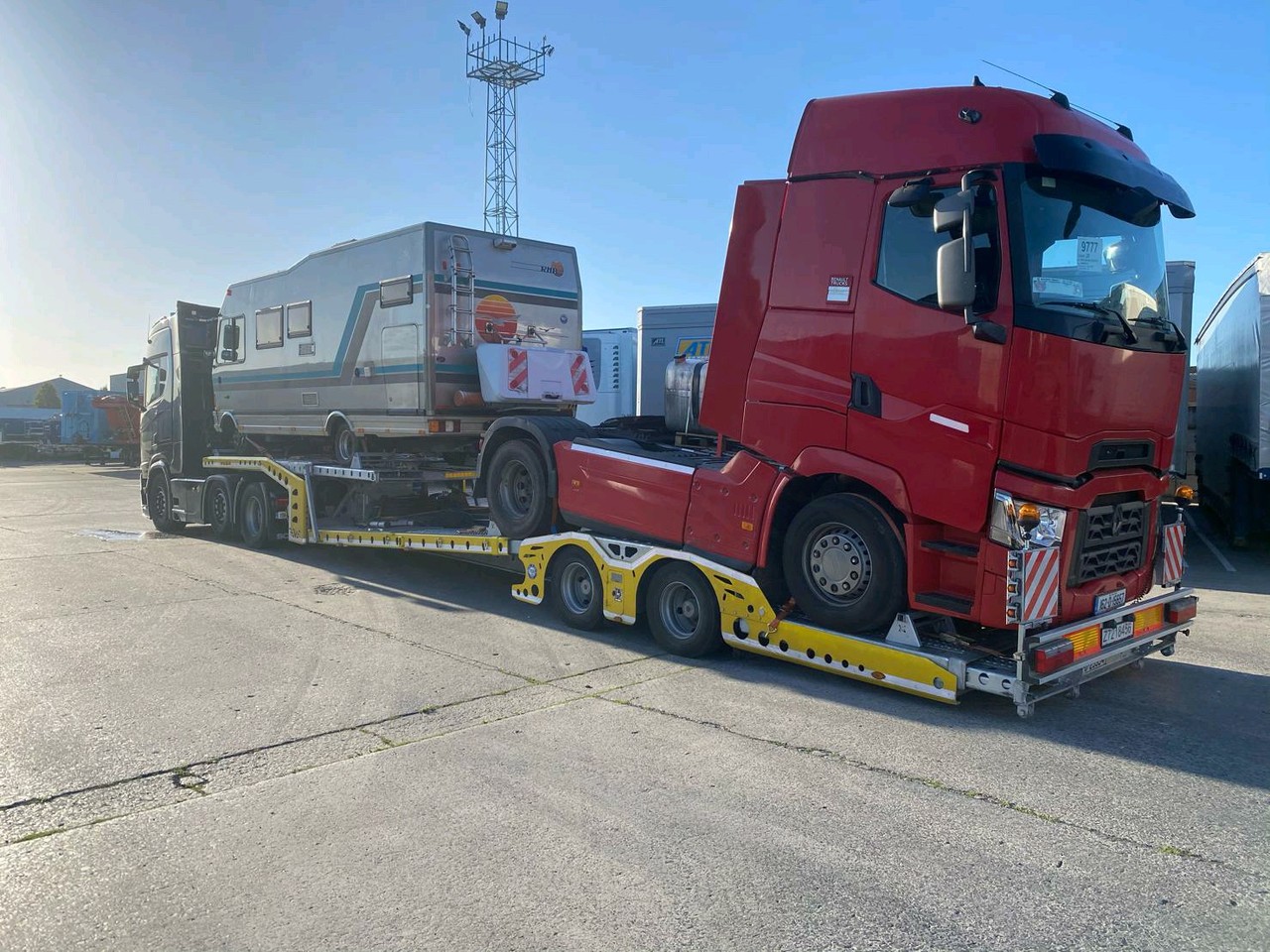 Vegamax (2 Axle Truck Transport) - Félpótkocsi autószállító: 3 kép. Vegamax (2 Axle Truck Transport) - Félpótkocsi autószállító: 3 kép.