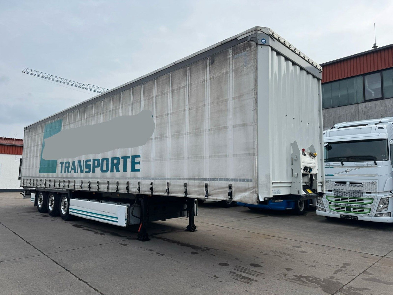 Krone PR.PL * ALCOA * PALLETENKASTEN *LIFTACHSE * - Ponyvás félpótkocsi: 4 kép. Krone PR.PL * ALCOA * PALLETENKASTEN *LIFTACHSE * - Ponyvás félpótkocsi: 4 kép.