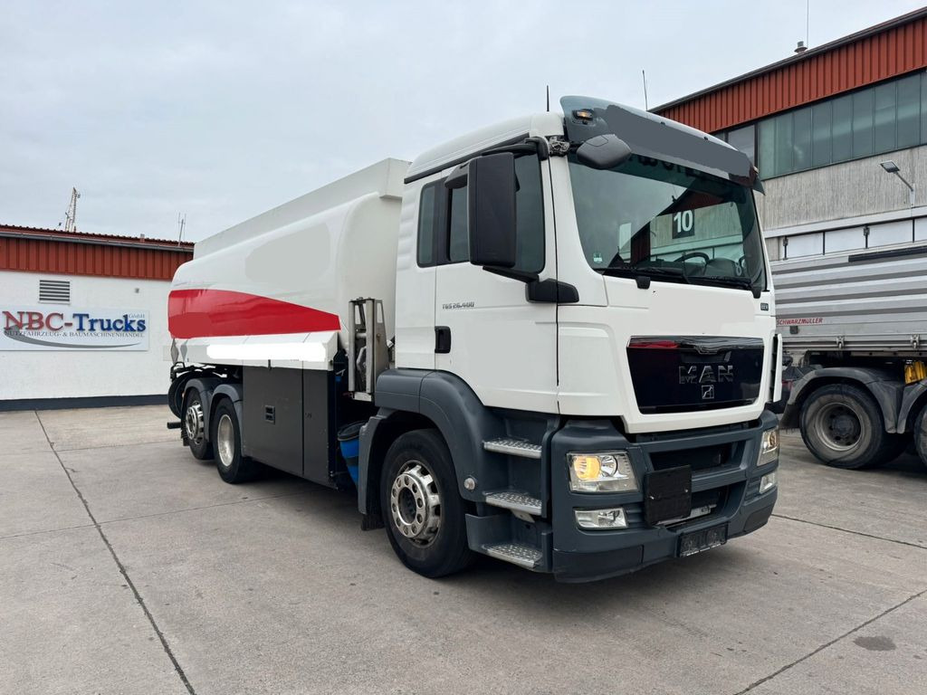 MAN TGS 26.400 * LENK- & LIFTACHSE * ALCOA * ROHR - Tartályos teherautó: 3 kép. MAN TGS 26.400 * LENK- & LIFTACHSE * ALCOA * ROHR - Tartályos teherautó: 3 kép.
