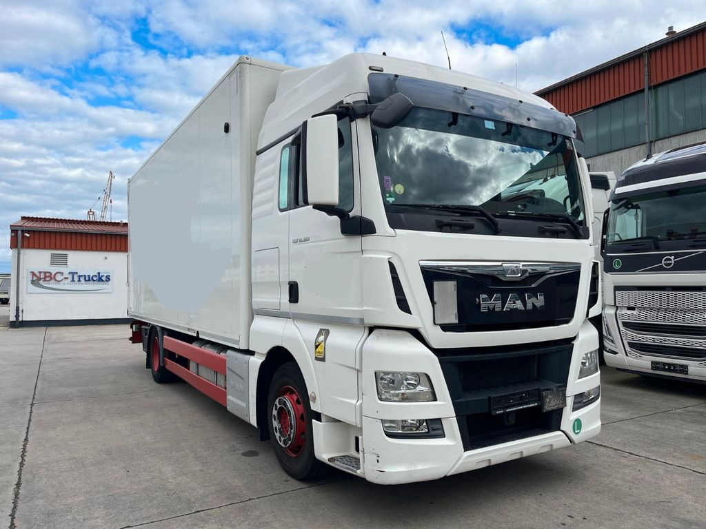 MAN TGX 18.360 * LBW 3t BÄR * STANDKLIMA * NAVI * - Dobozos felépítményű teherautó: 3 kép. MAN TGX 18.360 * LBW 3t BÄR * STANDKLIMA * NAVI * - Dobozos felépítményű teherautó: 3 kép.