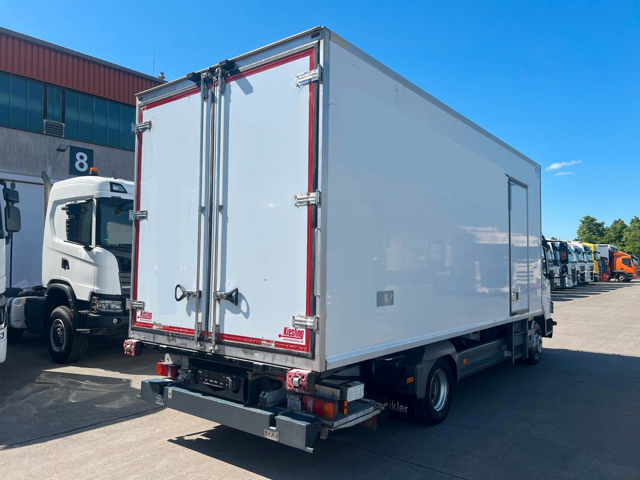 Mercedes-Benz Atego 1224 * KLIMA * THERMO KING * BÄR 1,5t * - Hűtős teherautó: 4 kép. Mercedes-Benz Atego 1224 * KLIMA * THERMO KING * BÄR 1,5t * - Hűtős teherautó: 4 kép.