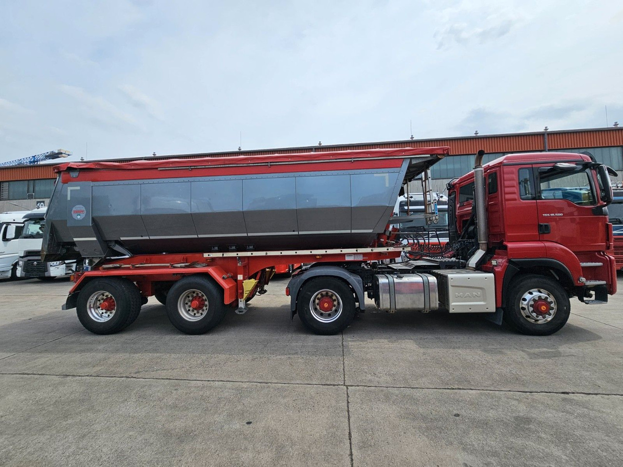 MAN TGS 18.500*HYDRO-DRIVE & KEMPF SKM 31/2*LIFT*BPW - Nyergesvontató: 4 kép. MAN TGS 18.500*HYDRO-DRIVE & KEMPF SKM 31/2*LIFT*BPW - Nyergesvontató: 4 kép.