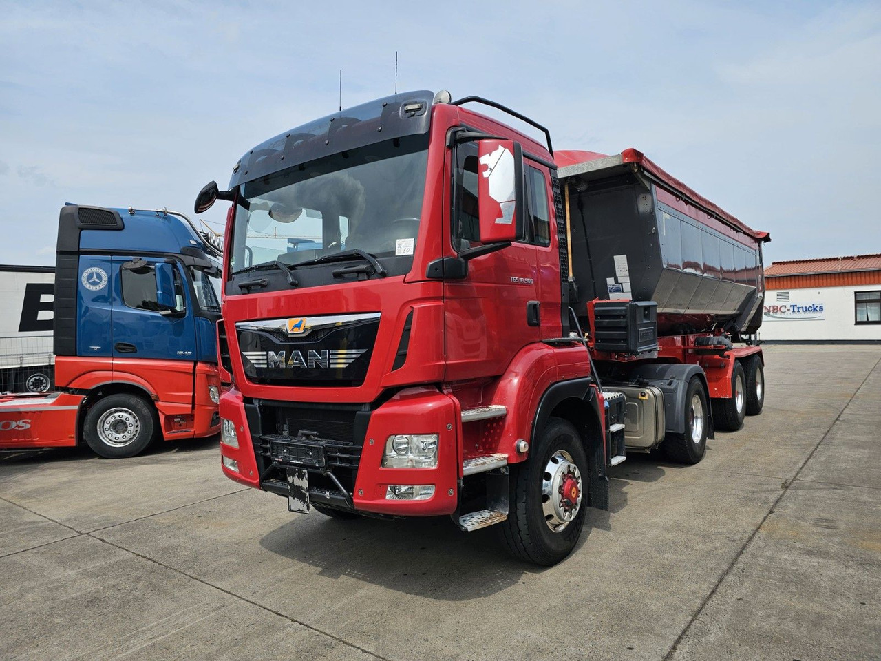 MAN TGS 18.500*HYDRO-DRIVE & KEMPF SKM 31/2*LIFT*BPW - Nyergesvontató: 1 kép. MAN TGS 18.500*HYDRO-DRIVE & KEMPF SKM 31/2*LIFT*BPW - Nyergesvontató: 1 kép.