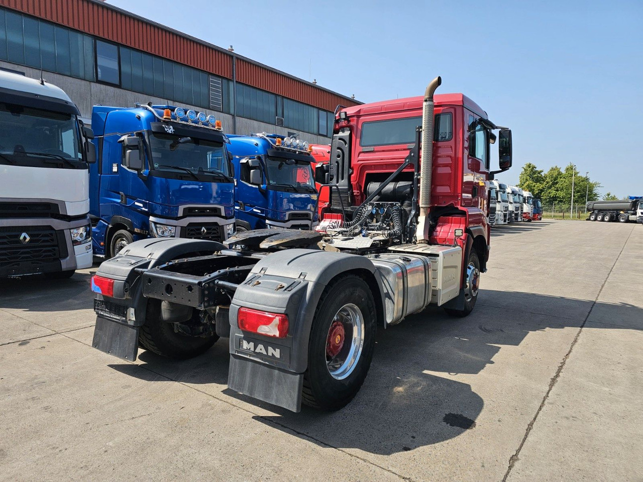 MAN TGS 18.500*HYDRO-DRIVE * STANDHZ. * KLIMA * NAV - Nyergesvontató: 5 kép. MAN TGS 18.500*HYDRO-DRIVE * STANDHZ. * KLIMA * NAV - Nyergesvontató: 5 kép.