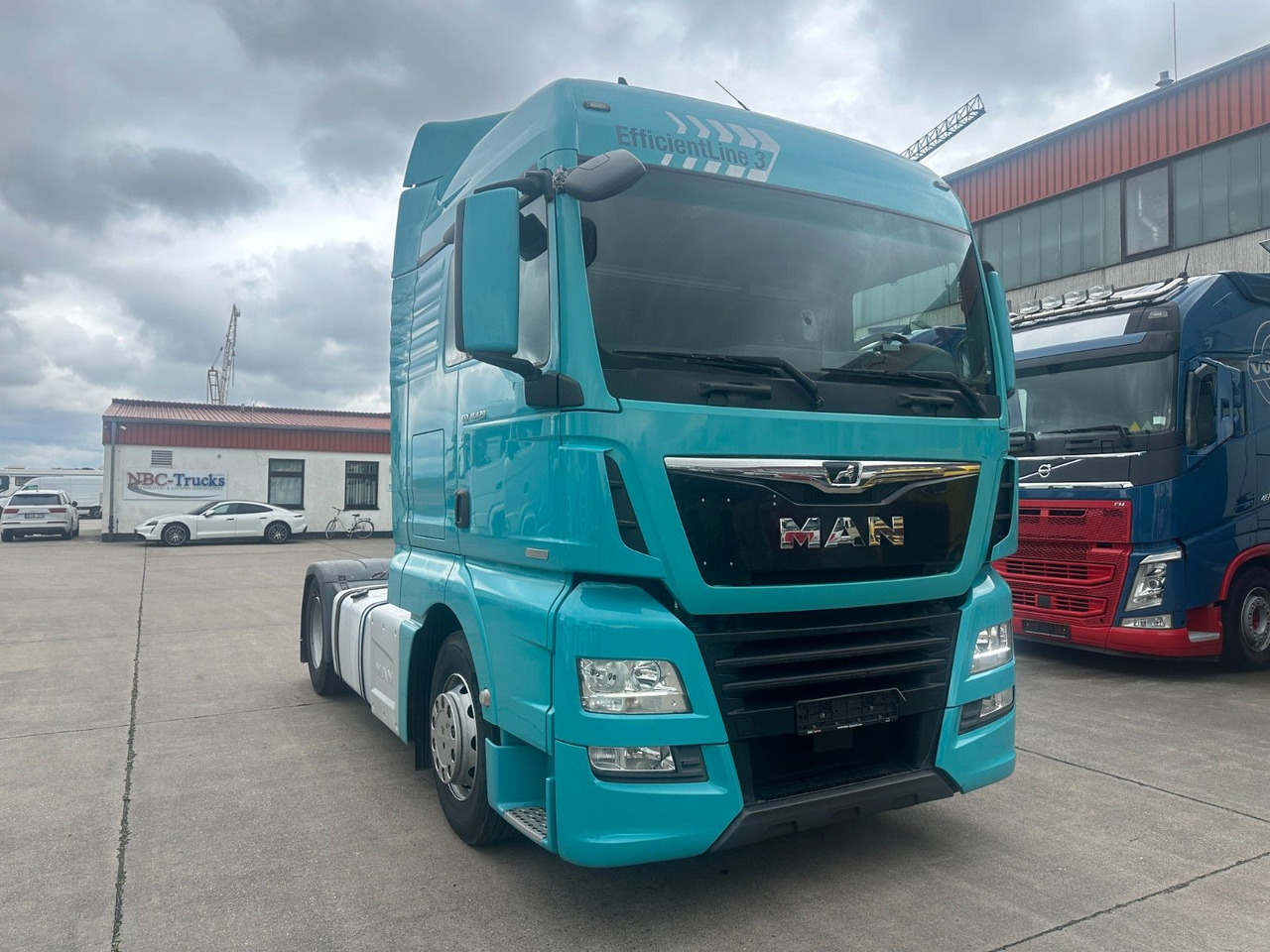 MAN TGX 18.420 * BL * ACC-SPUR-ASST * RETARDER * TÜV - Nyergesvontató: 2 kép. MAN TGX 18.420 * BL * ACC-SPUR-ASST * RETARDER * TÜV - Nyergesvontató: 2 kép.