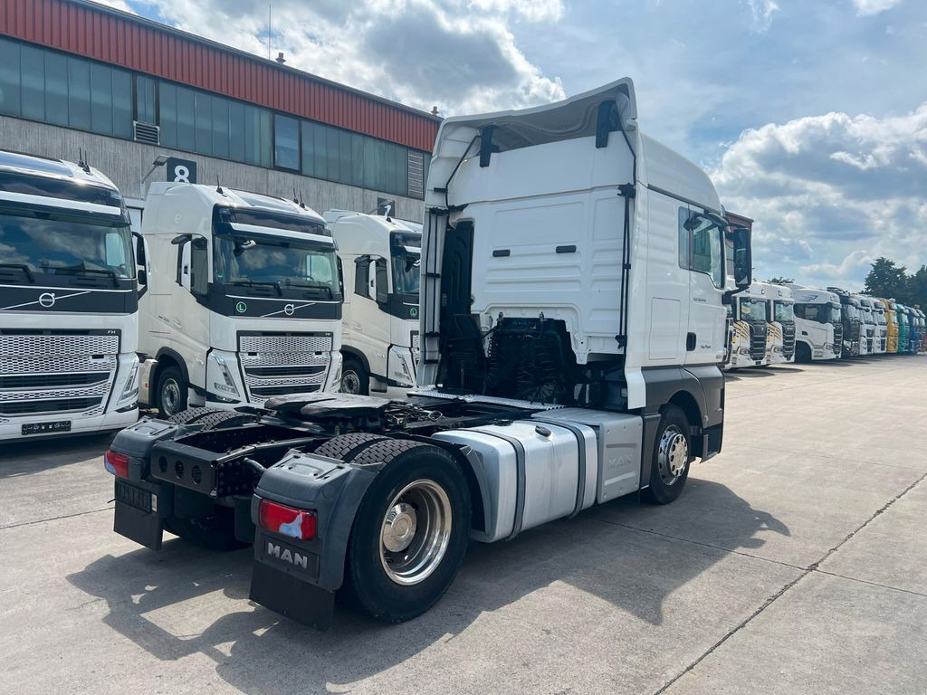 MAN * TGX 18.440 * RETARDER * AUTOMATIK * ACC * - Nyergesvontató: 4 kép. MAN * TGX 18.440 * RETARDER * AUTOMATIK * ACC * - Nyergesvontató: 4 kép.