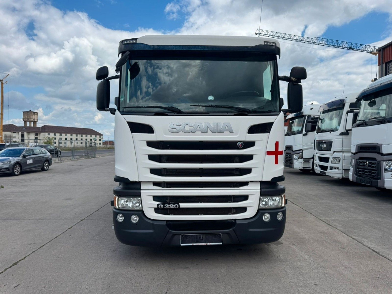 Scania P 380 * KOFFER * LBW 3 TON * LENK / LIFTACHSE * - Dobozos felépítményű teherautó: 3 kép. Scania P 380 * KOFFER * LBW 3 TON * LENK / LIFTACHSE * - Dobozos felépítményű teherautó: 3 kép.