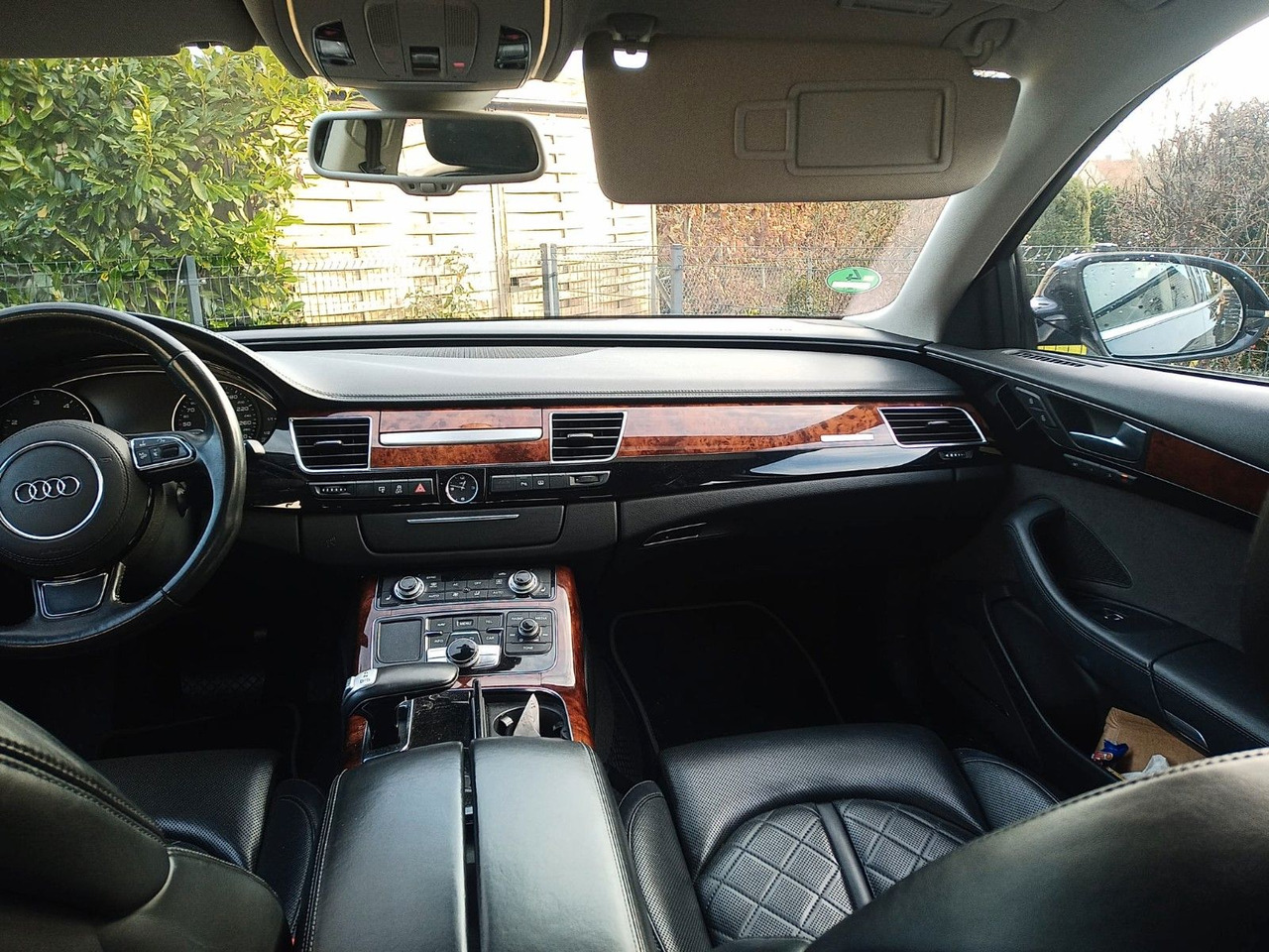 Audi A8 4.2 TDI tiptronic quattro - Szedán: 5 kép. Audi A8 4.2 TDI tiptronic quattro - Szedán: 5 kép.