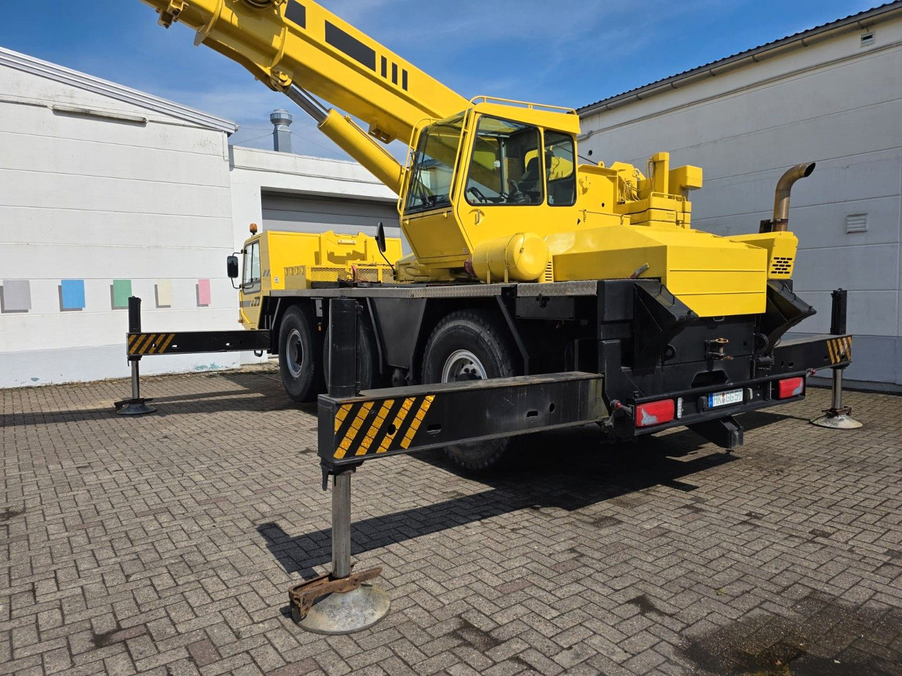 Faun RTF 40-3 Mobilkran - Toronydaru: 4 kép. Faun RTF 40-3 Mobilkran - Toronydaru: 4 kép.