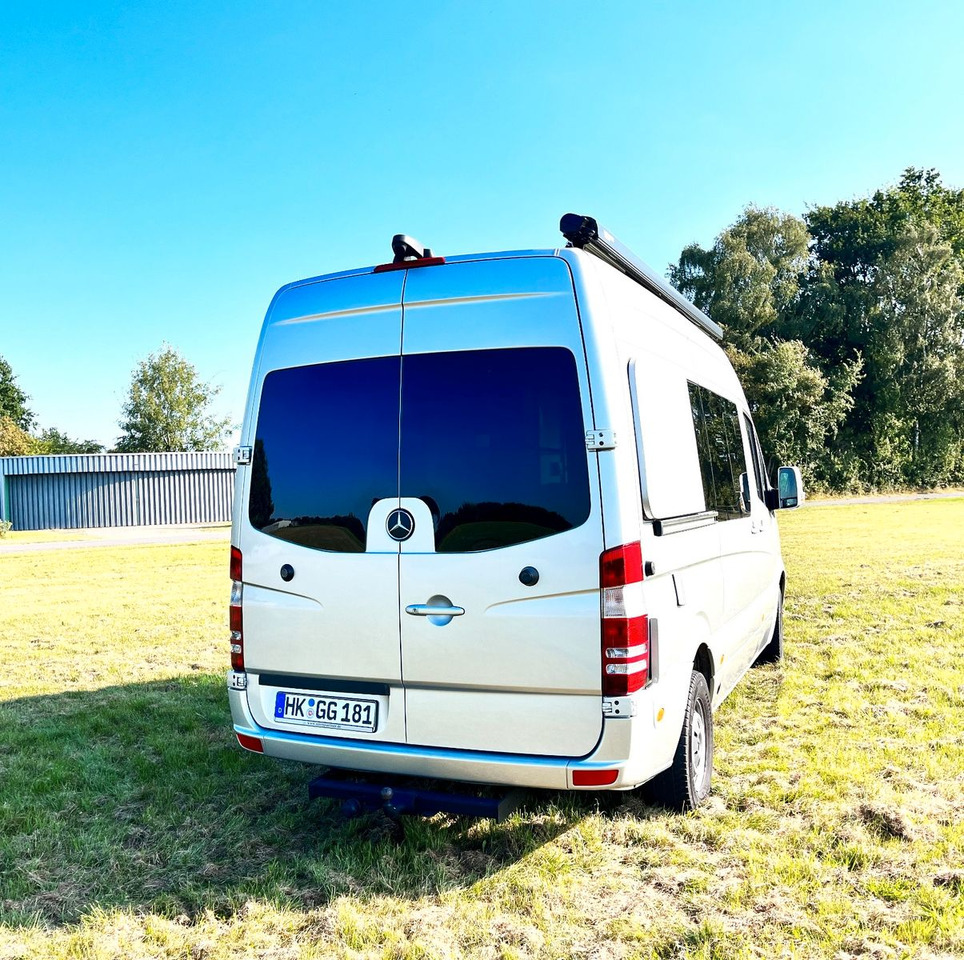 Mercedes-Benz Sprinter 3,5t Solar / Dusche / WC - Kempingautó: 3 kép. Mercedes-Benz Sprinter 3,5t Solar / Dusche / WC - Kempingautó: 3 kép.