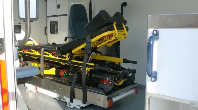 Mercedes-Benz Sprinter 516 CDI 4x4 WAS Koffer // Garantie // Mercedes-Benz Sprinter 516 CDI 4x4 WAS Koffer // Garantie // - Mentőautó: 5 kép. Mercedes-Benz Sprinter 516 CDI 4x4 WAS Koffer // Garantie // Mercedes-Benz Sprinter 516 CDI 4x4 WAS Koffer // Garantie // - Mentőautó: 5 kép.