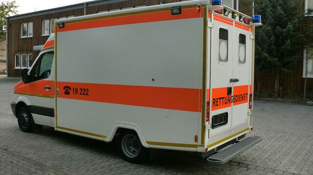 Mercedes-Benz Sprinter 516 CDI /on Stock / Mercedes-Benz Sprinter 516 CDI /on Stock / - Mentőautó: 5 kép. Mercedes-Benz Sprinter 516 CDI /on Stock / Mercedes-Benz Sprinter 516 CDI /on Stock / - Mentőautó: 5 kép.