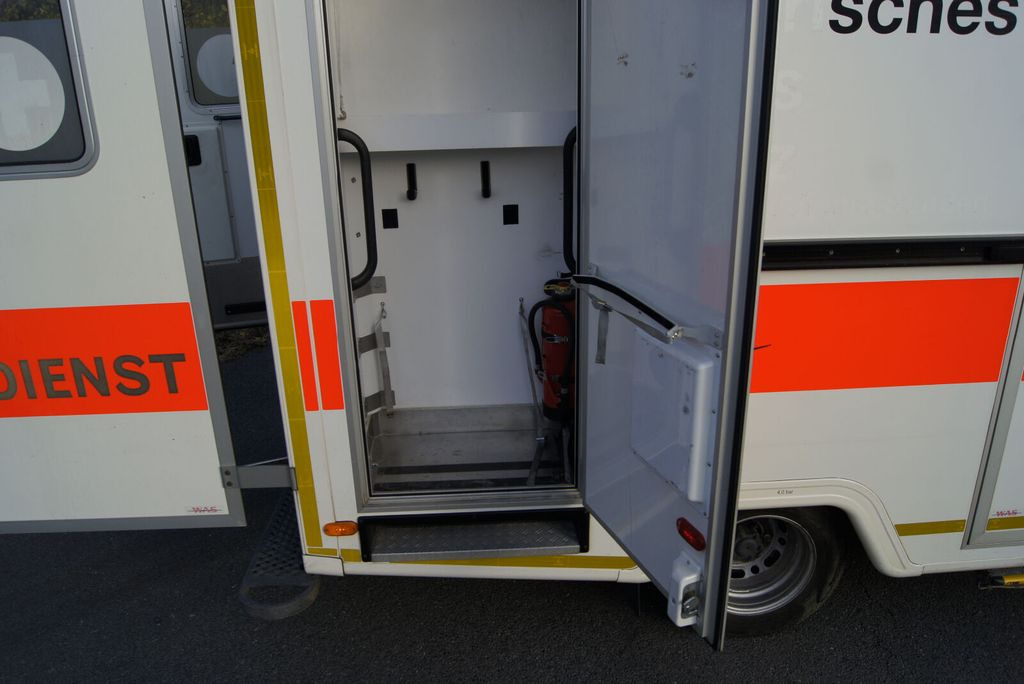 Mentőautó Mercedes-Benz Sprinter 516 WAS: 6 kép.