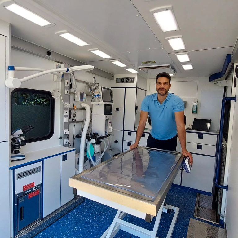 Mercedes-Benz Sprinter 519 Tierarzt Garantie Mercedes-Benz Sprinter 519 Tierarzt Garantie - Mentőautó: 5 kép. Mercedes-Benz Sprinter 519 Tierarzt Garantie Mercedes-Benz Sprinter 519 Tierarzt Garantie - Mentőautó: 5 kép.