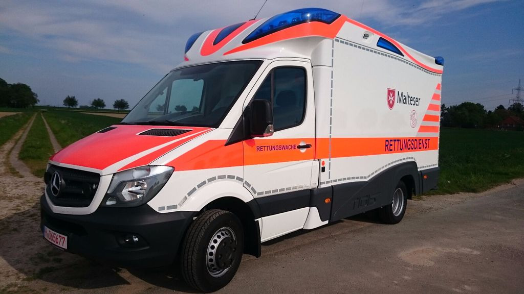 Mercedes-Benz Tigis Mod 2016 wie neu Mercedes-Benz Tigis Mod 2016 wie neu - Mentőautó: 3 kép. Mercedes-Benz Tigis Mod 2016 wie neu Mercedes-Benz Tigis Mod 2016 wie neu - Mentőautó: 3 kép.