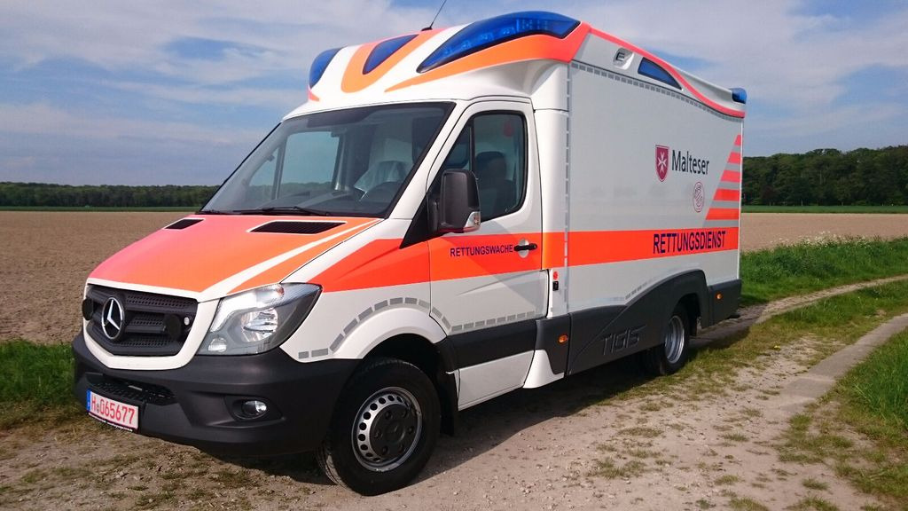 Mercedes-Benz Tigis Mod 2016 wie neu Mercedes-Benz Tigis Mod 2016 wie neu - Mentőautó: 1 kép. Mercedes-Benz Tigis Mod 2016 wie neu Mercedes-Benz Tigis Mod 2016 wie neu - Mentőautó: 1 kép.