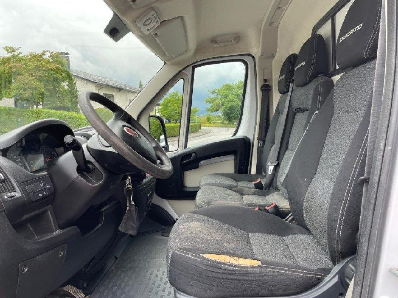Kis furgon Fiat Ducato 30 130 M-Jet L1H1 Euro6 Klima AHK ZV: 6 kép.