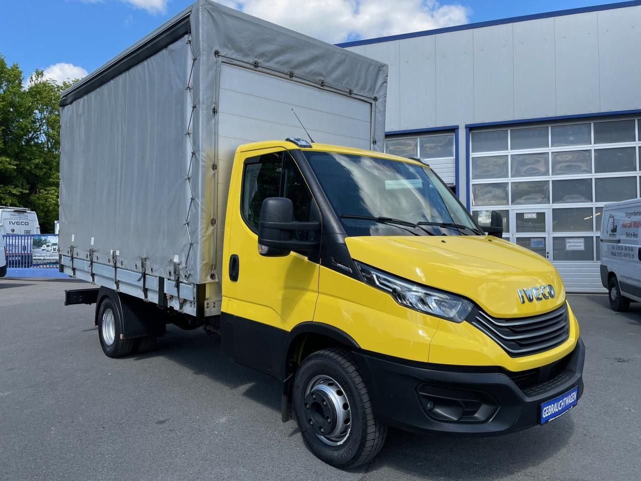Iveco Daily 70C21HA8/P (72C) Euro6 Klima AHK Navi ZV - Ponyvás kisteherautó: 1 kép. Iveco Daily 70C21HA8/P (72C) Euro6 Klima AHK Navi ZV - Ponyvás kisteherautó: 1 kép.