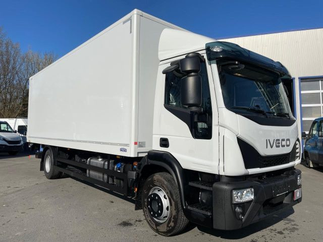 Iveco Eurocargo ML160E32 /P Euro6 Klima AHK Luftfeder - Dobozos felépítményű teherautó: 2 kép. Iveco Eurocargo ML160E32 /P Euro6 Klima AHK Luftfeder - Dobozos felépítményű teherautó: 2 kép.