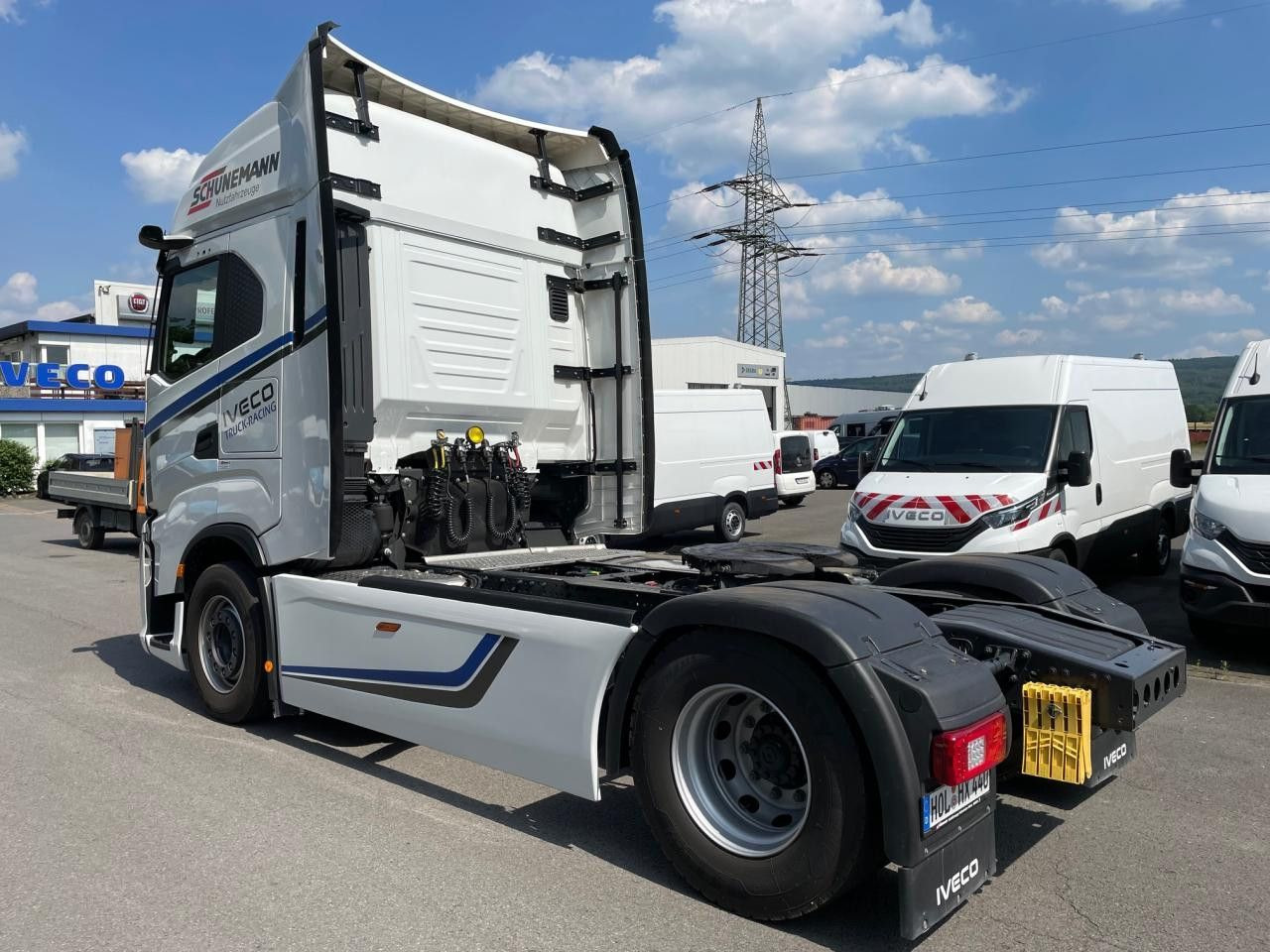 Iveco S-Way AS440S50T/P Euro6 Intarder Klima Navi ZV - Nyergesvontató: 5 kép. Iveco S-Way AS440S50T/P Euro6 Intarder Klima Navi ZV - Nyergesvontató: 5 kép.