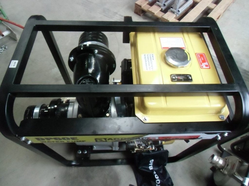 Agomac diesel waterpomp - Vízszivattyú: 5 kép. Agomac diesel waterpomp - Vízszivattyú: 5 kép.