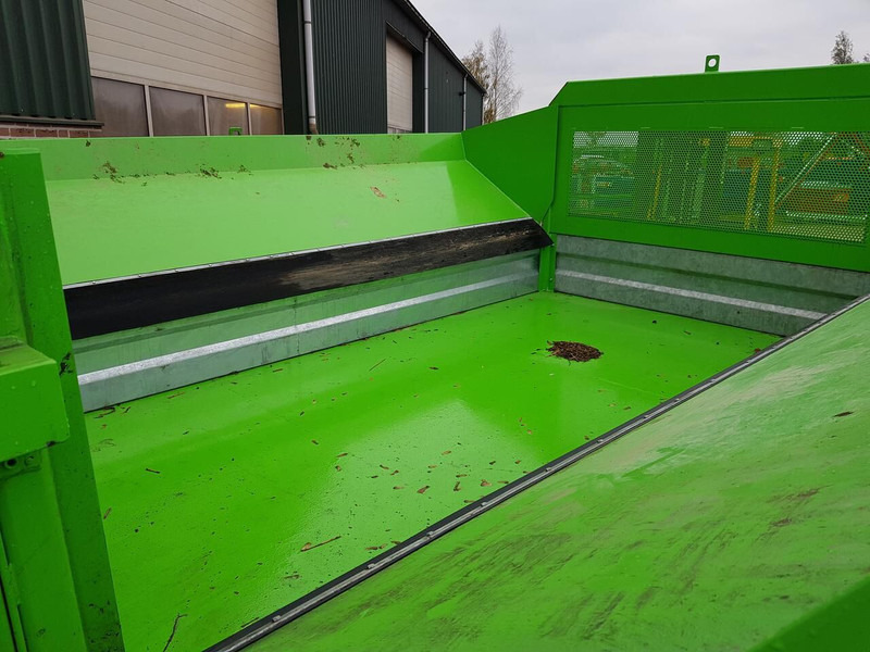 Agomac slootvuilkipper - Pótkocsi billenőplatós: 2 kép. Agomac slootvuilkipper - Pótkocsi billenőplatós: 2 kép.