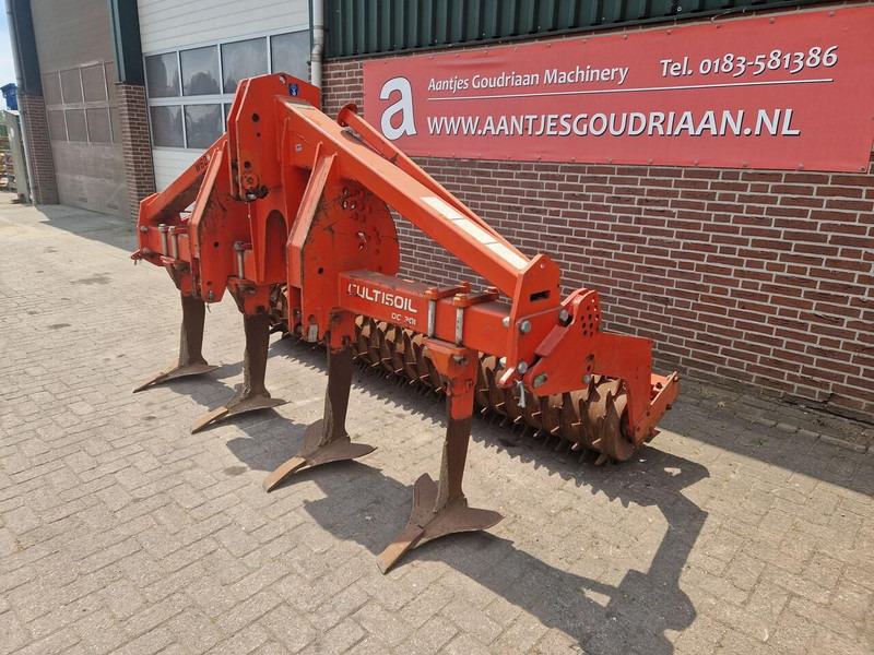 Diepwoeler - Talajlazító: 2 kép. Diepwoeler - Talajlazító: 2 kép.