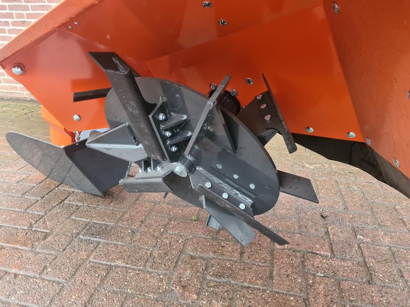 Greppelfrees TK 25 - Árokásó: 5 kép. Greppelfrees TK 25 - Árokásó: 5 kép.