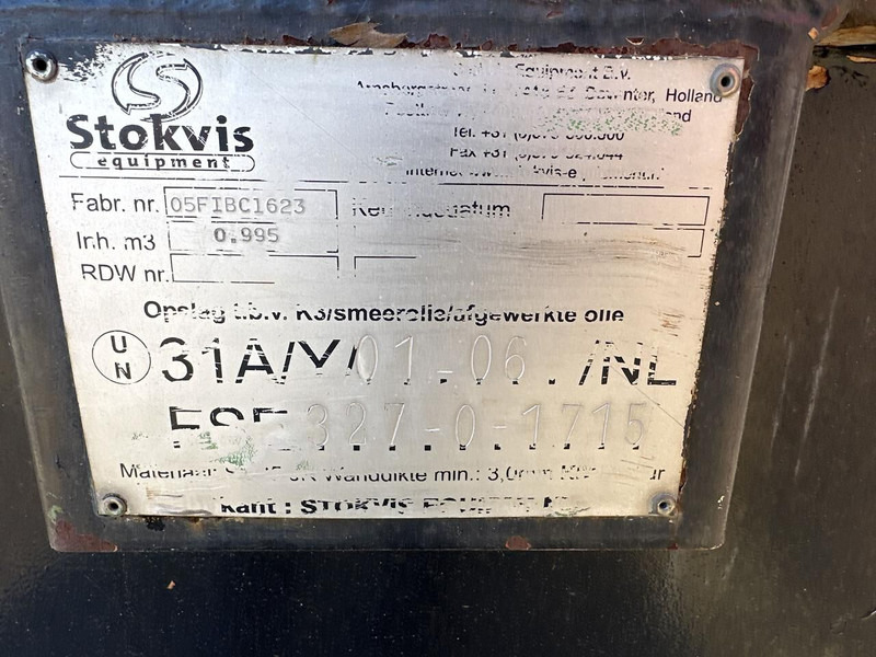 IBC tank - Tartályos teherautó: 5 kép. IBC tank - Tartályos teherautó: 5 kép.