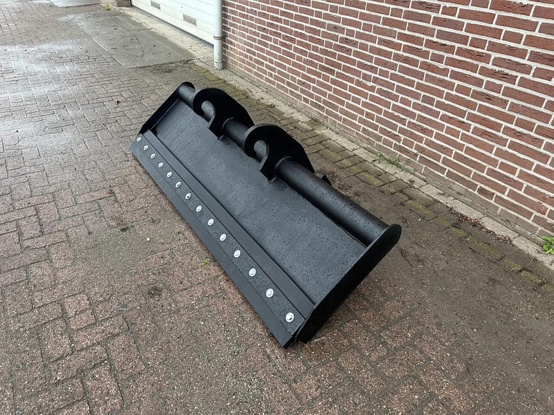 Onbekend - Állattartás gépei: 3 kép. Onbekend - Állattartás gépei: 3 kép.