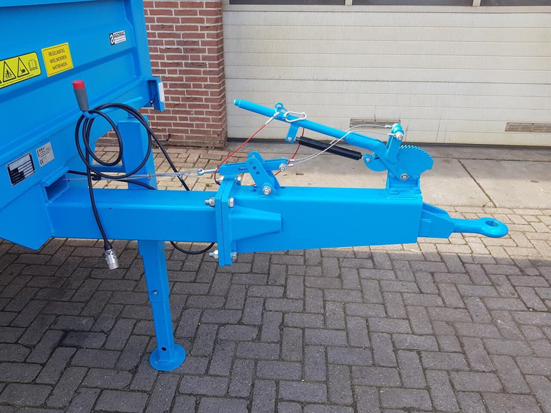 Onbekend - Platós pótkocsi: 5 kép. Onbekend - Platós pótkocsi: 5 kép.