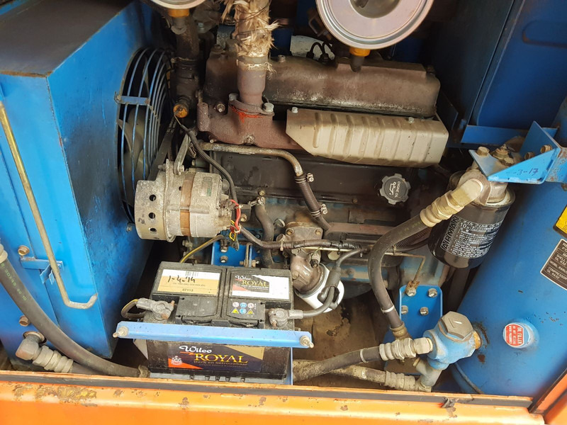 Schroef compressor - Légkompresszor: 5 kép. Schroef compressor - Légkompresszor: 5 kép.